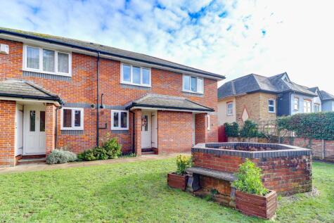 Willows Court, Sir Cyril Black Way, London