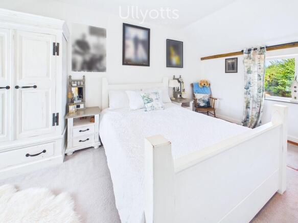 4 bed Terraced for sale Image 10