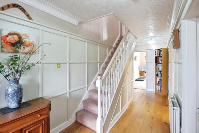 4 bed Detached for sale Image 4
