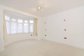 45, Headstone Gardens, Harrow HA2 6PH