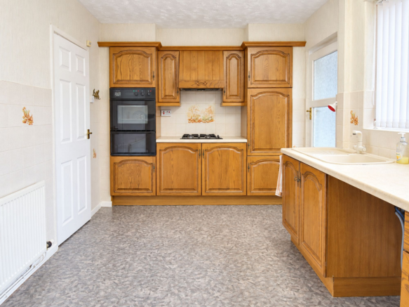 Hertford Grove, Cadishead, M44 photo 4