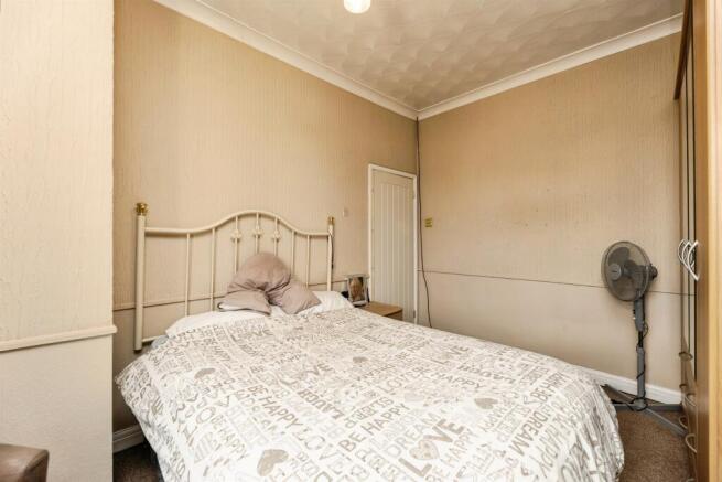 2 bed Semi-Detached for sale Image 9