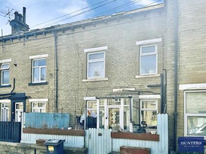 Diamond Terrace, Halifax, HX1 5RY