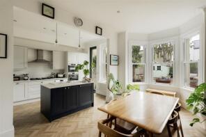 12, Lancashire Road, Bishopston, Bristol BS7 9DL