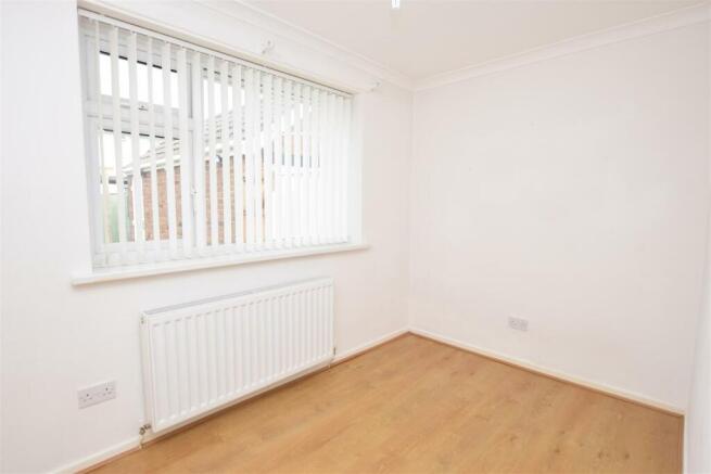 Bedroom 2.JPG