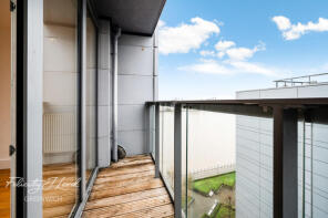 89, 8 Admirals Tower, Dowells Street, London SE10 9GE