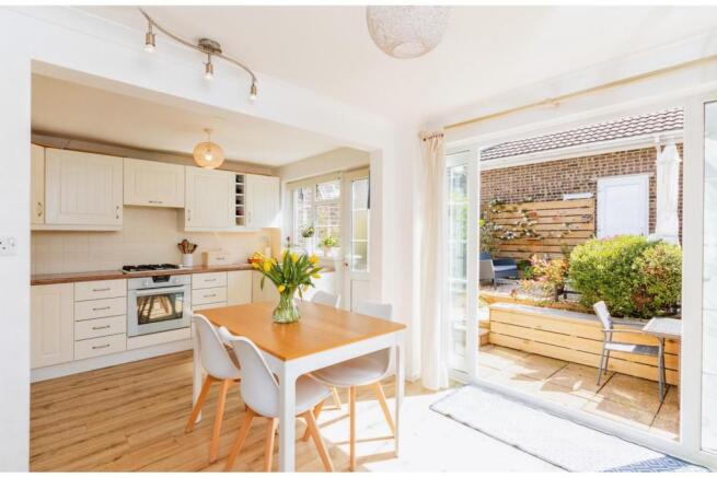 Kitchen/Dining Room