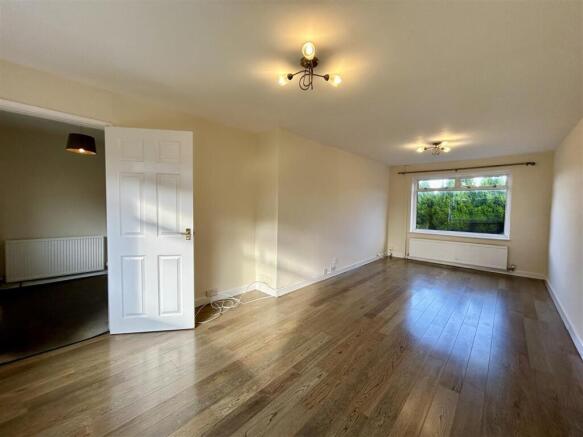 Living room.jpeg