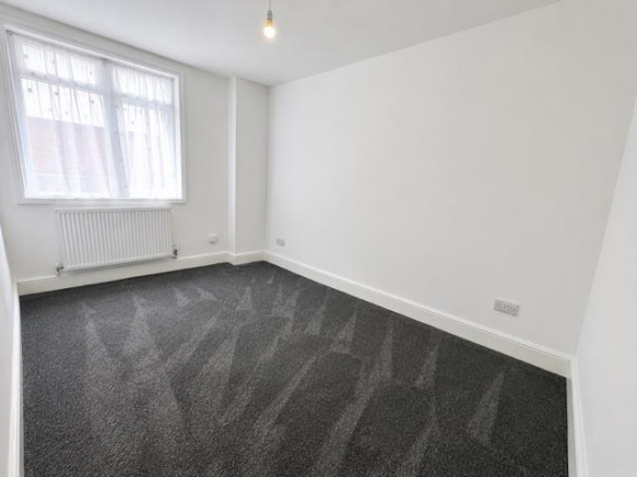 1 bed Flat to rent Image 6