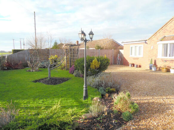 FRONT & DRIVEWAY