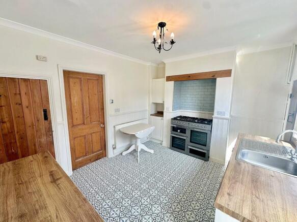 2 bed Terraced for sale Image 9