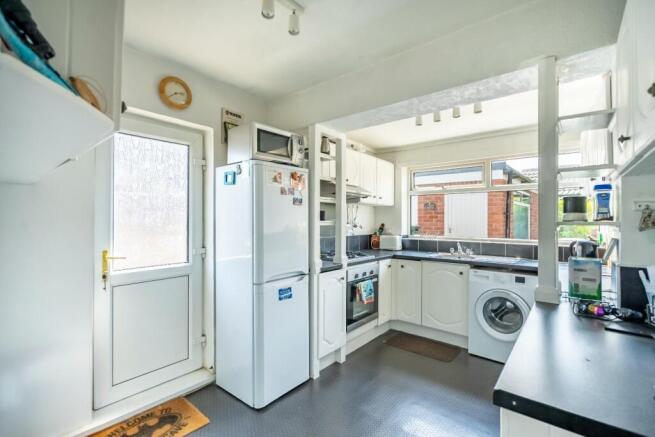 2 bed Bungalow for sale Image 4