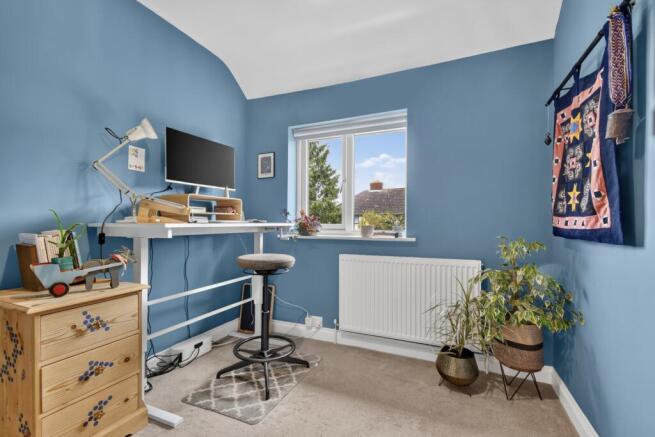 3 bed Terraced for sale Image 8