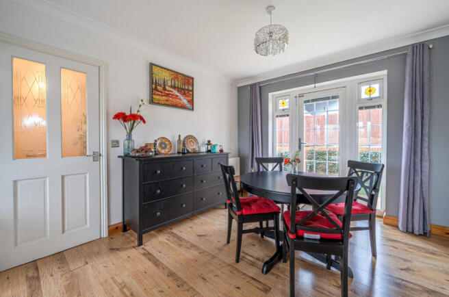 1408281-18-6994b8...