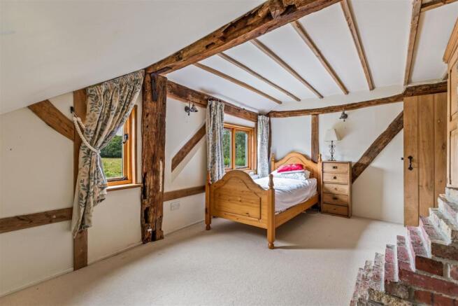 Bedroom 4.jpg