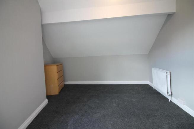 6 bed House to rent Image 6