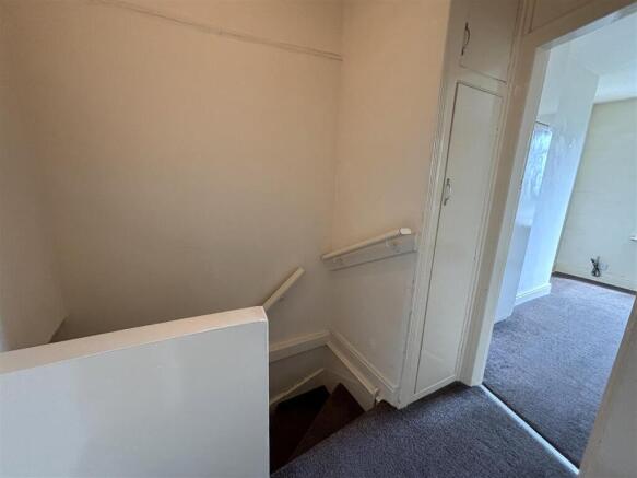 3 bed Terraced for sale Image 12