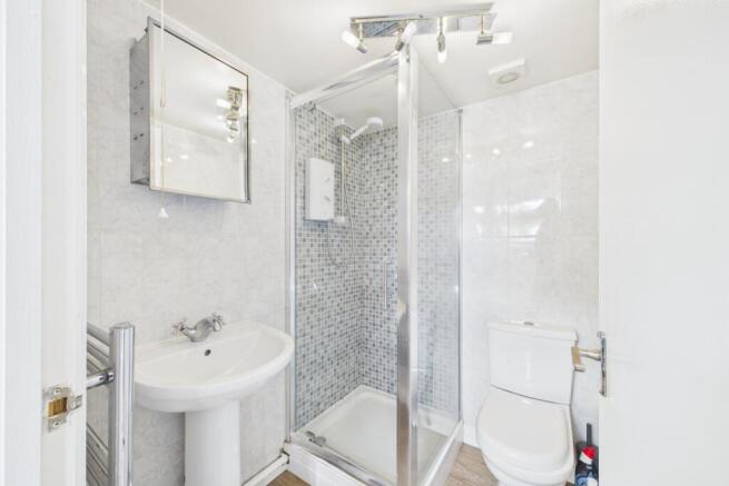 4 bed Terraced for sale Image 11
