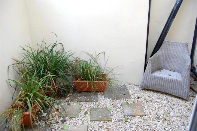 Courtyard.jpg