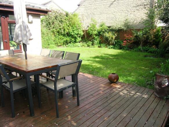 Photo 10