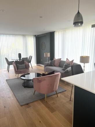 Executive 2 Bedroom Property to Let in Penarth