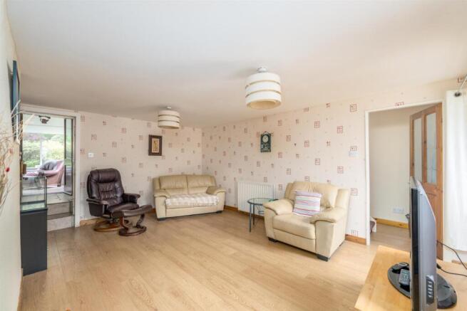 Auburn Cottage, Grantshouse-04.jpg