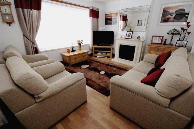 Lounge 1