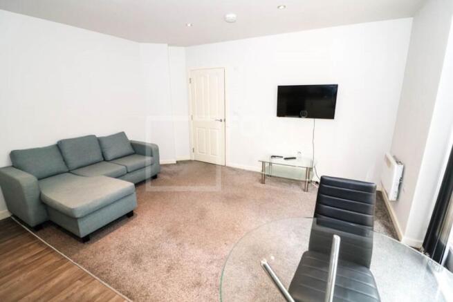 1 bed Apartment to rent Image 11