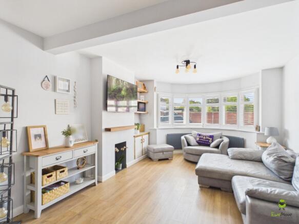 Living Room Presented by James Hillier of Ewemove