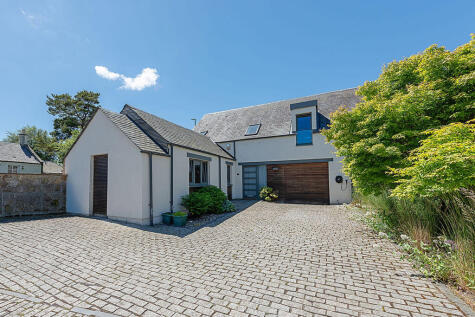 1 Mavisbank Grange, Loanhead