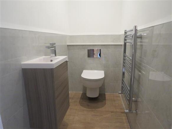 Cloakroom/wc