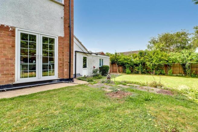 32 VIKING WAY 2025-12.jpg