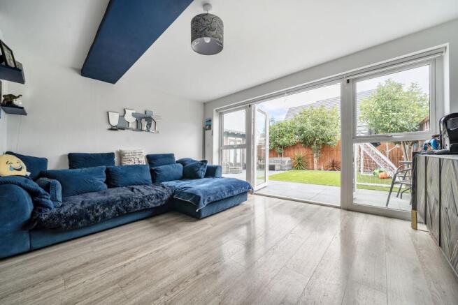 Emery Croft, Meppershall, Shefford, SG17 photo 4
