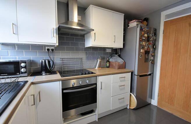Photo 10