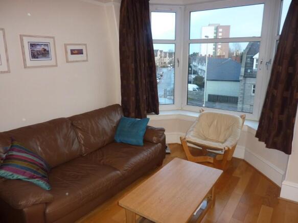 Lounge 2