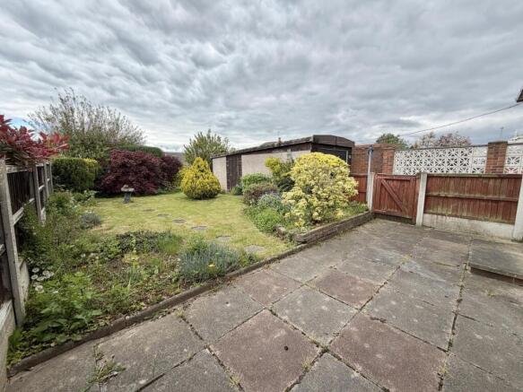 2 bed Semi-Detached Bungalow for sale Image 10