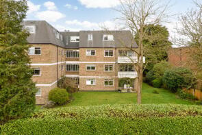 12, Pinecroft, St Georges Road, Weybridge KT13 0EN