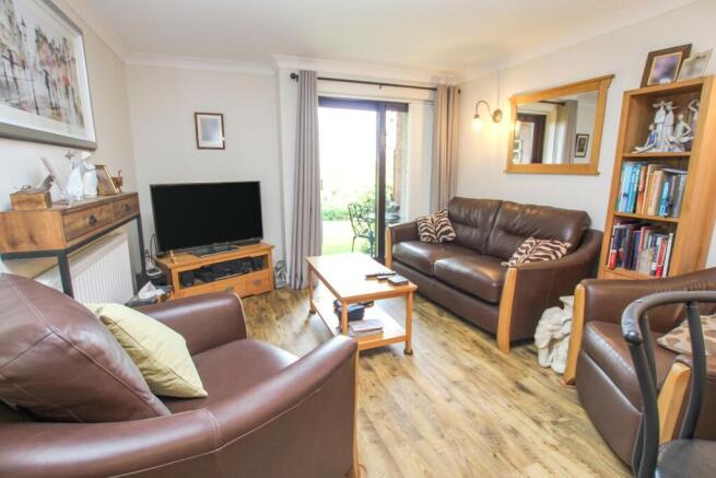 Ivel Close, Langford, Biggleswade, SG18 photo 4