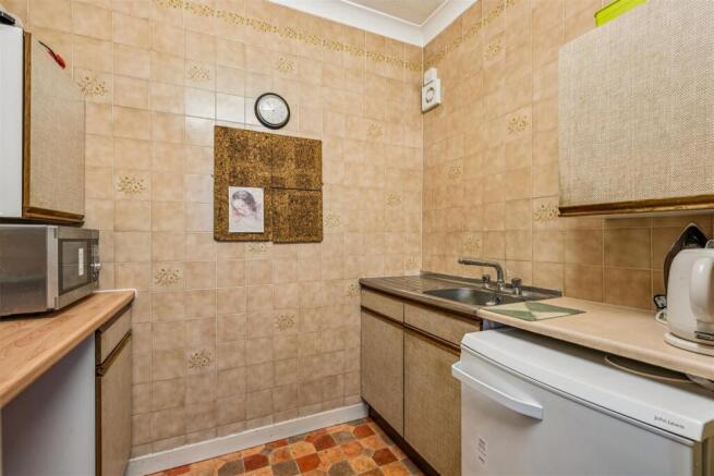 FOR SALE - Homecross House, W4