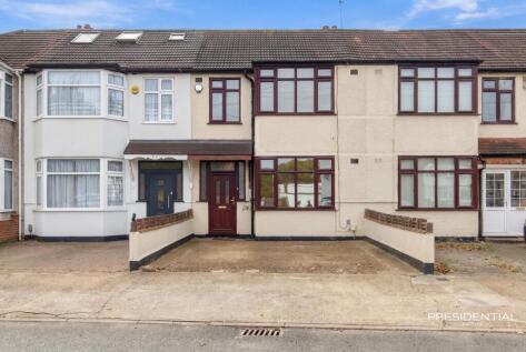 Belgrave Avenue, Gidea Park, RM2