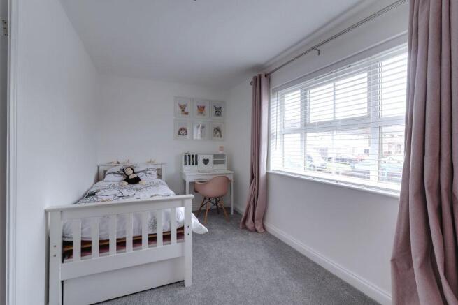Bedroom 2 (Double)