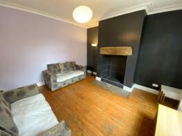 8, Thornville Terrace, Hyde Park, Leeds LS6 1JT