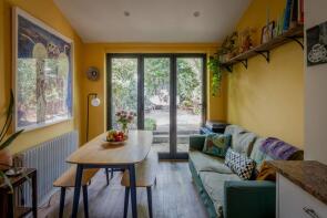 107, Ashville Road, London E11 4DS