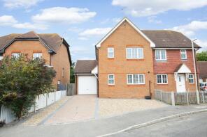 16, Wye Green, Herne Bay CT6 5UF
