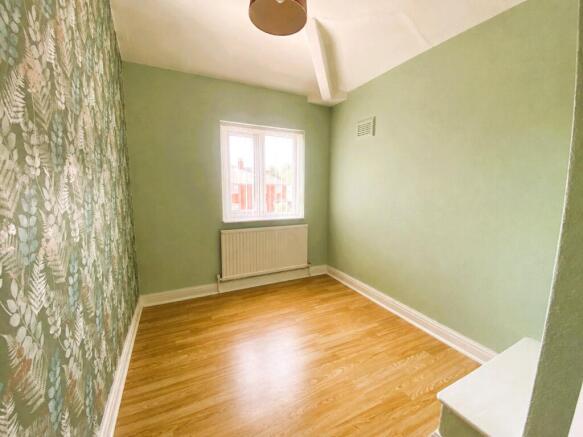3 bed Semi-Detached to rent Image 7