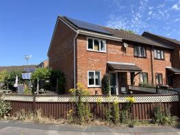 5, Oaklands Court, Ross-on-wye HR9 7HD