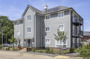 Flat 1, Clover House, Barns Road, Finchwood Park, Finchampstead RG40 4BN