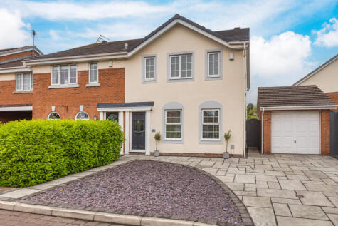Bishops Gate, Lytham St. Annes, FY8