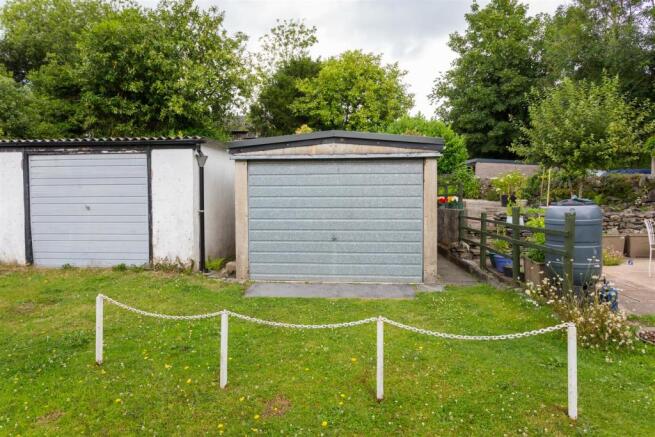 Garage B.jpg