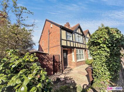 Majorfield Road, Topsham